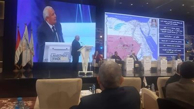 محافظ الوادي الجديد يشارك بالمنتدى الأول للاستثمار والتجارة «استثمر»