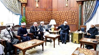 مختار جمعة على رأس وفد من وزراء الشئون الإسلامية لزيارة شيخ الأزهر