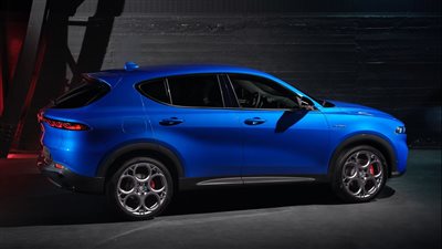  ألفاروميو تعتمد على الألوان الرمادية في السيارات الجديدة 