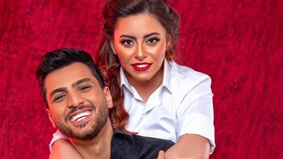 قصة حب بدأت بأغنية.. تفاصيل خطوبة وليد سامي وإلهام عبدالبديع