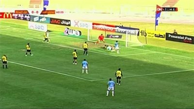 الشوط الأول.. المقاولون العرب يتقدم على المحلة 0/1