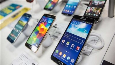 تقسم الوسط.. الغرف التجارية تعلن تفاصيل الزيادة الجديدة في أسعار المحمول| فيديو