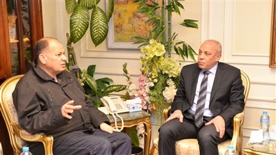 رئيس هيئة تنمية الصعيد: دراسة لإقامة مجمع صناعات غذائية بالكوم الأحمر