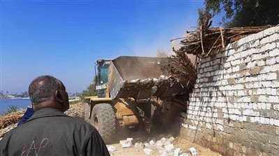 إزالة 1097 حالة تعد بمساحة 129 ألف متر بسوهاج