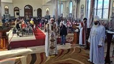 الأنبا مقار يرسم ١٣ شماسا بكنيسة القديس مار يوسف بريتشموند هيل بكندا