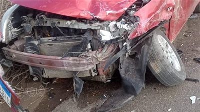 إصابة شخصين إثر حادث تصادم سيارتين في الغربية| صور