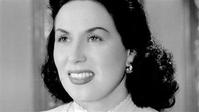 أنا مش أنا وأجبرت على الغناء.. ليلى مراد تتحدث عن طفولتها وحياتها الحزينة