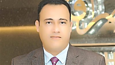 إيهاب الديك يكتب: أزمة الأطباء تنتهي بوقف زحف الطيور المهاجرة