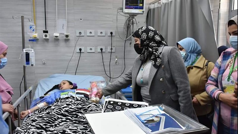 طب بنها تزور الاطفال