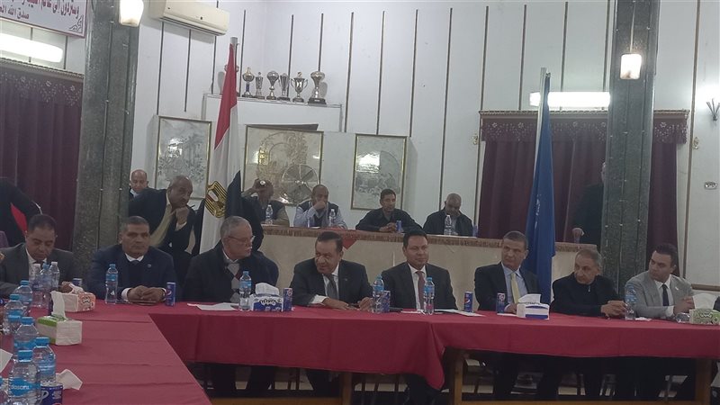 وفد برلمانى يزور
