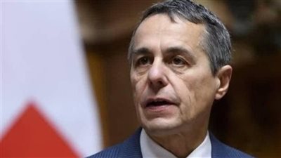 بعد يوم من رفع القيود.. إصابة الرئيس السويسري بفيروس كورونا 