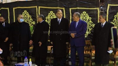 بدء عزاء نادية السادات بمسجد الخلفاء الراشدين| صور 