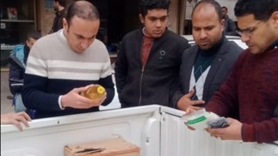 ضبط سلع تموينية مهربة للبيع بالسوق السوداء في الإسكندرية