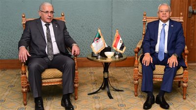  تفاصيل لقاء رئيس مجلس النواب مع نظيره الجزائري