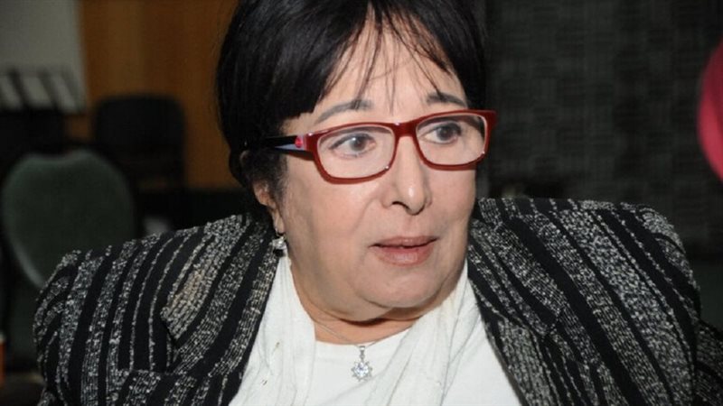 الفنانة سميرة عبد