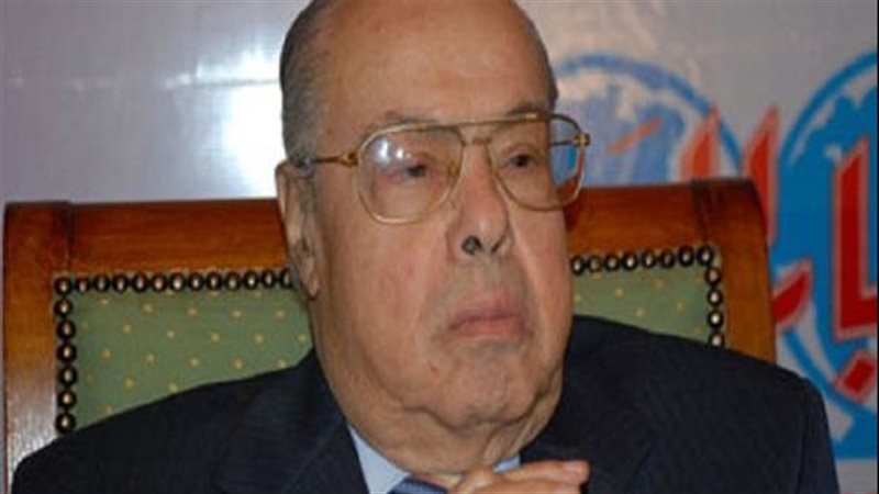 الصحفي جلال دويدار