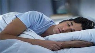 تفسير حلم الشجار مع الميت في المنام وعلاقته بالاشتياق الشديد ومرارة الفراق