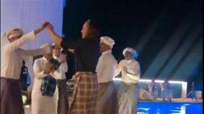 فيديو طريف لمصارعي 