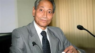  د. جودة عبد الخالق: تعويم الجنيه أضر باقتصاد مصر.. ورفع الفائدة لن ينهى التضخم | حوار 