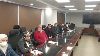رئيس جهاز القاهرة الجديدة يبحث مقترحات وشكاوى سكان التجمع الأول