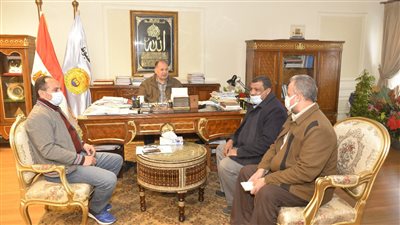 تشكيل لجنة لتطوير منظومة العمل بالوحدات المحلية في أسيوط 