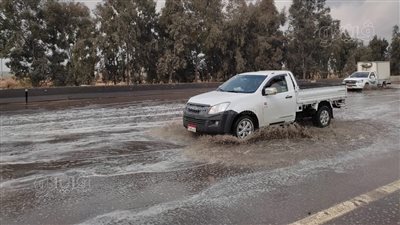 طرق التجمع الخامس تغرق في 