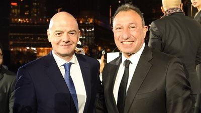 الخطيب يدعو رئيس الفيفا لزيارة الأهلي