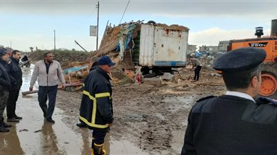 إزالة 21 حالة تعد على أملاك الرى بصان الحجر بالشرقية | صور 