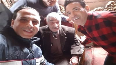 سعد الصغير يتوسط للصلح بين بوسي ووالدها بالشرقية | صور