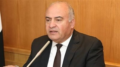 إحالة واقعة إعادة مخلفات تطهير إلى ترعة بقنا للنيابة العامة 