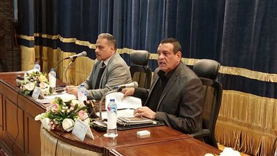 محافظ البحيرة: عزل 3 رؤساء قرى بسبب التعديات على الأراضي الزراعية