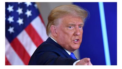 ترامب ينفي مخالفة القانون.. ويصر على تزوير الانتخابات