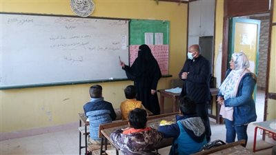 وكيل تعليم مطروح يتابع سير الدراسة بالمدارس في أول أيام التيرم الثاني | صور