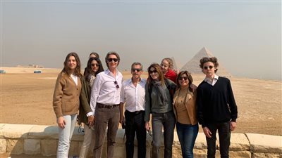 5 صور ترصد زيارة الرئيس الفرنسي السابق نيكولا ساركوزى للأهرامات 