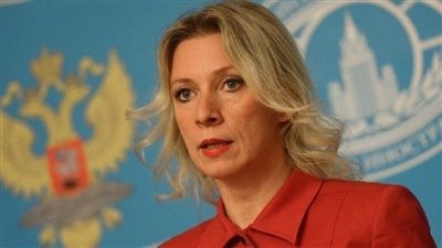 زاخاروفا ترد على تصريحات ماكرون: افتراء دنيء 