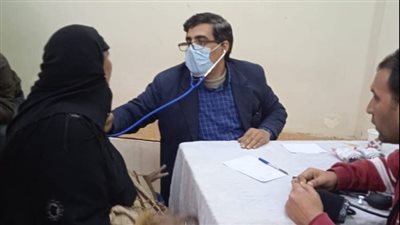 جامعة مدينة السادات تنظم قافلة طبية بقرية دروة بأشمون | صور