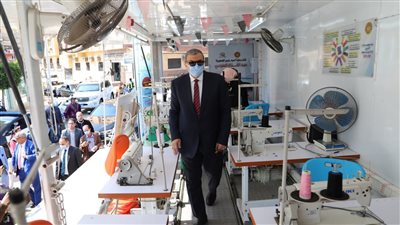 سعفان يوجه بإعطاء أوائل المتدربين من الشباب 