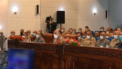 رئيس الأركان يشهد تنفيذ المرحلة الختامية لمشروع مراكز القيادة الإستراتيجي التعبوي المشترك ( سيناء- 6)