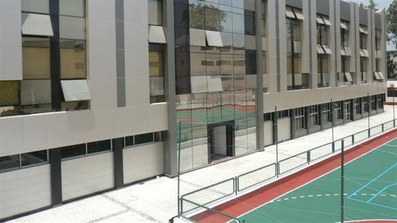 مدرسة الموهوبين رياضيا