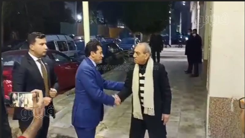 وزير الرياضة أول