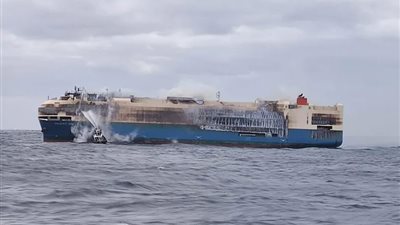 الخسائر تلاحق شركات السيارات بعد حرق 4000 سيارة فى المحيط الأطلنطي.. تفاصيل 