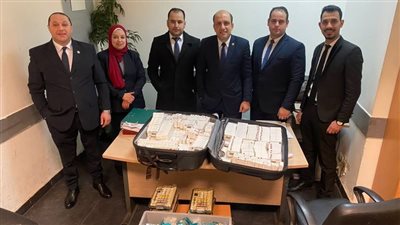 إحباط محاولة تهريب مستلزمات جراحة وزراعة الأسنان بمطار القاهرة 