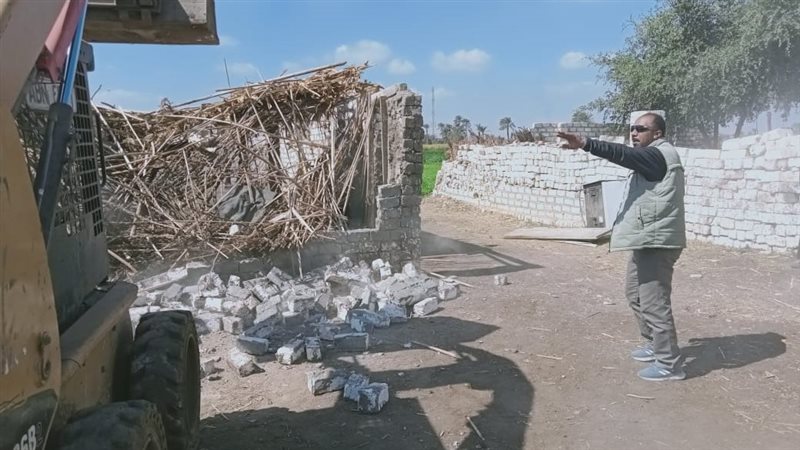إزالة 36 حالة تعد