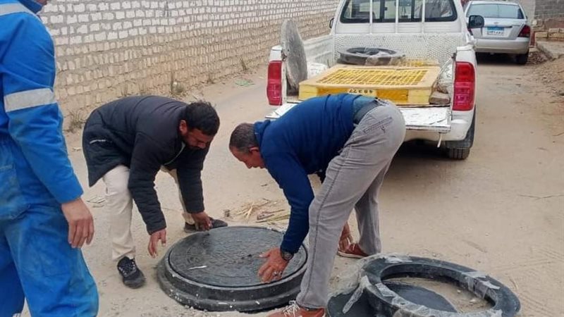 جانب من أعمال تركيب