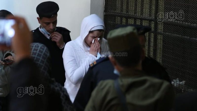 حنين حسام 