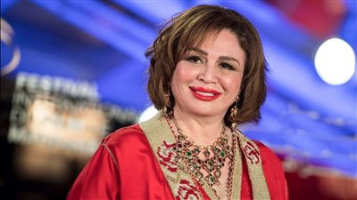 إلهام شاهين: بتخنق من الفنانة اللى بتكون زي الفلاحة وهى صاحية من النوم | فيديو