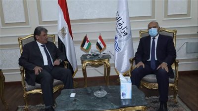 وزير النقل المصري يلتقي نظيره الأردني لبحث التعاون المشترك 