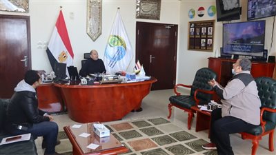 مياه أسيوط تناقش ترحيل خط الوليدية ومشروعات المؤسسات الخيرية 