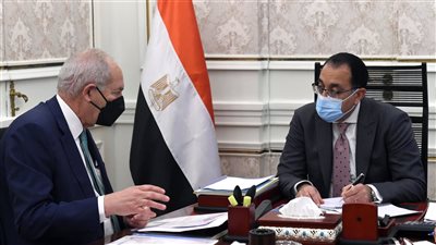 الحكومة تتابع موقف المشروعات المنفذة في المنطقة الاقتصادية لقناة السويس