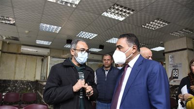 محافظ مطروح يتفقد مكتب خدمة المواطنين بالديوان العام|صور